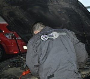 ремонт автомобиля в сто